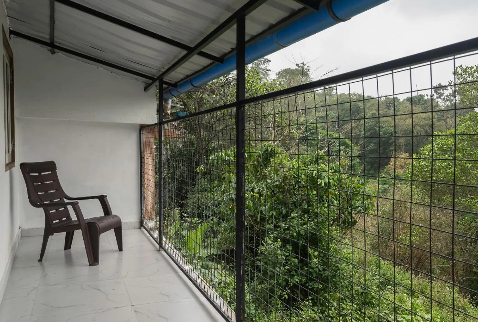 Hill View Homestay Pīrmed الهند
